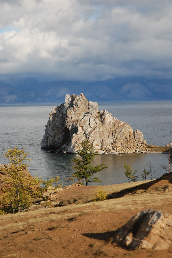 Sjamanenrots Olchon Baikalmeer Rusland