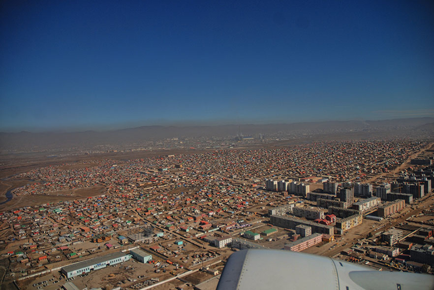 Vlucht van Mongolië naar China, Ulaanbaatar vanuit de lucht