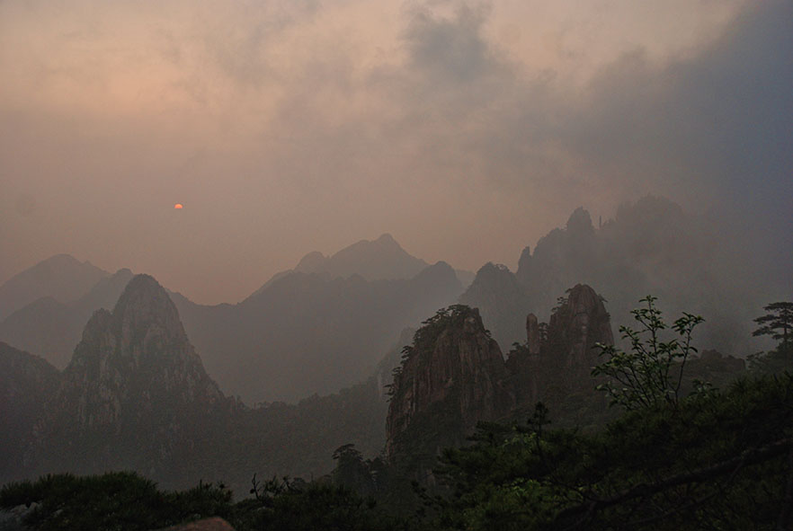 Huangshan Gele bergen zonsopkomst