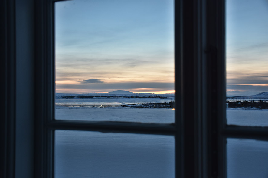 Uitzicht vanuit Héraðsskólinn hostel Laugarvatn IJsland