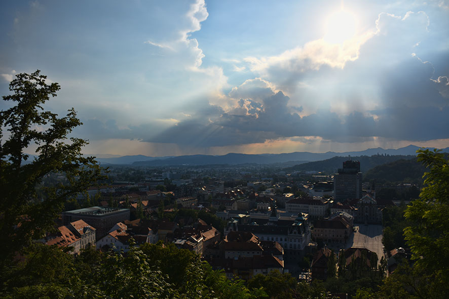 Zicht op Ljubljana vanaf het kasteel
